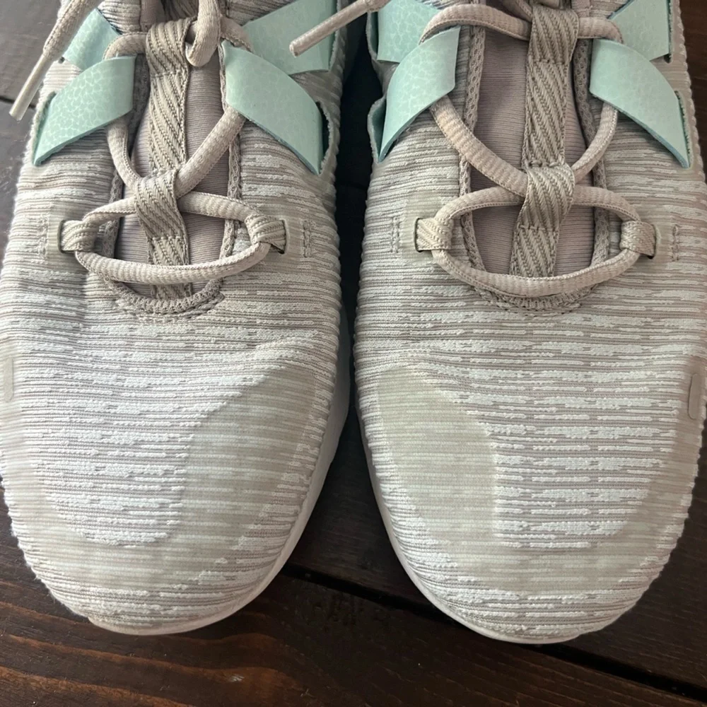 Women’s Nike Renew Arena Trainers Size 9